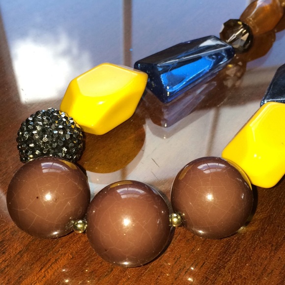 Long colorful necklace - Picture 2 of 5